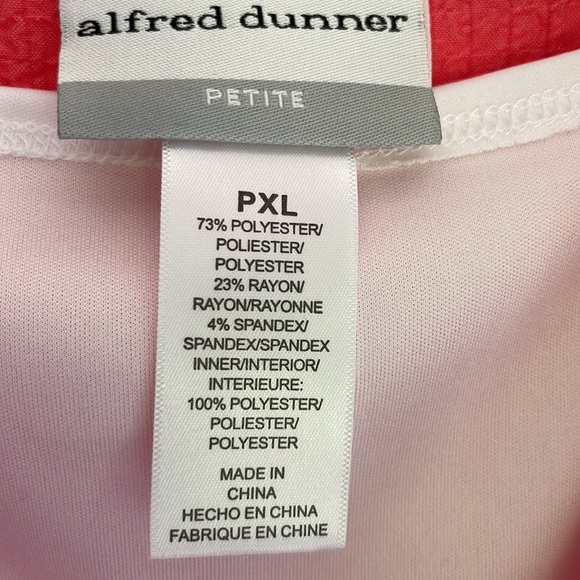 Alfred Dunner, XL, coral shirt with tank top and necklace - Picture 2 of 8